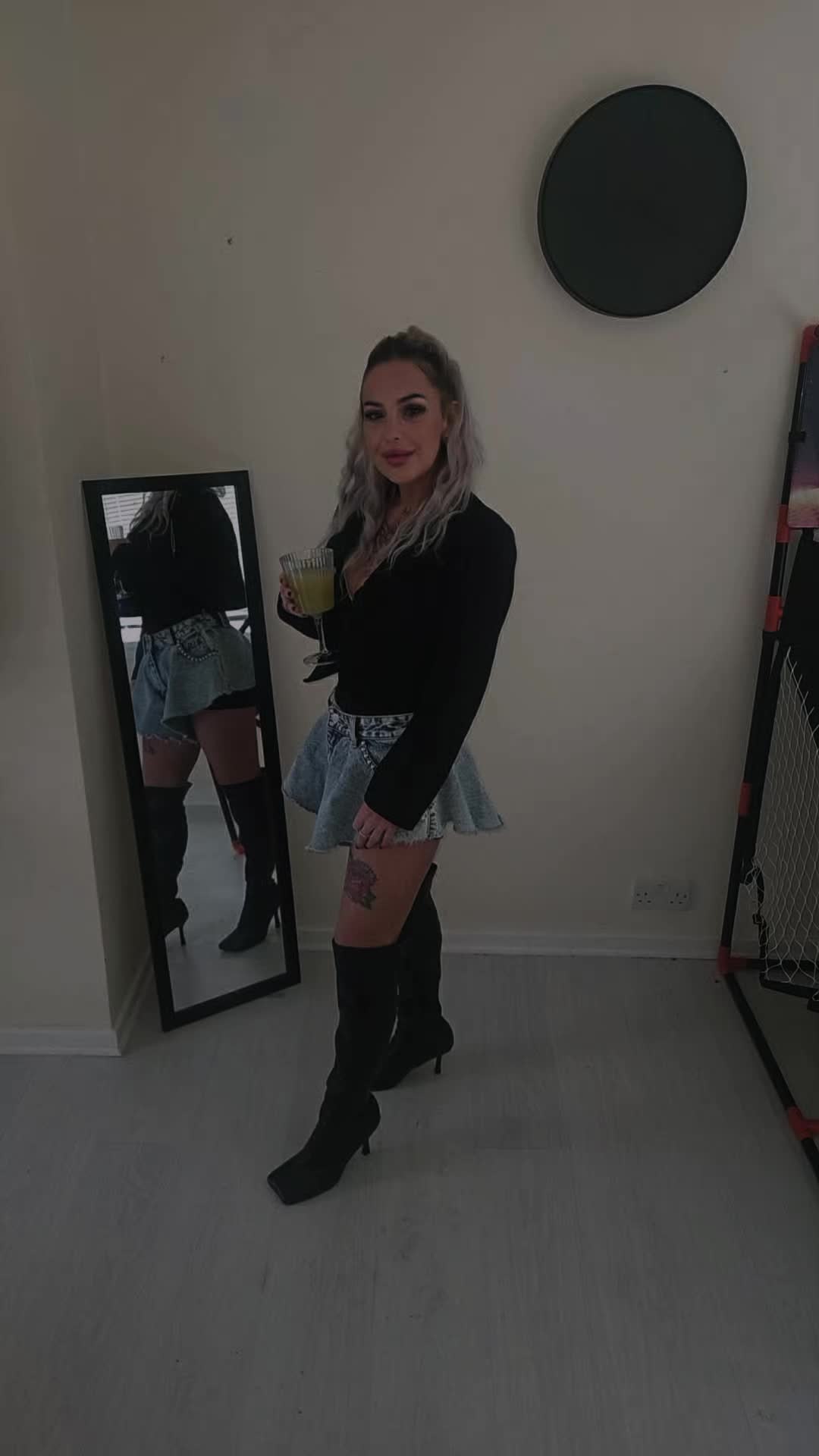 @Danielle Robertson🍒🦋