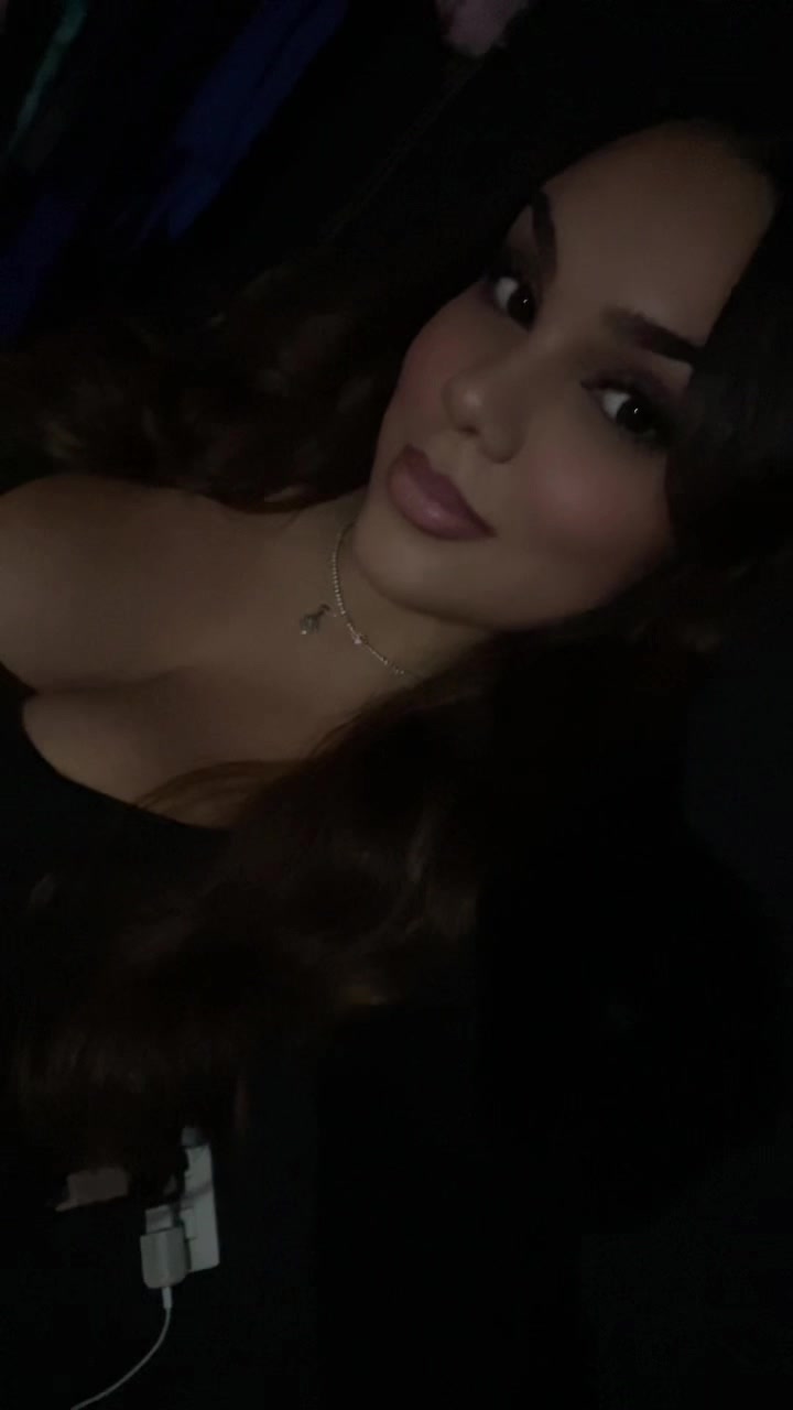 @Sofi🧿
