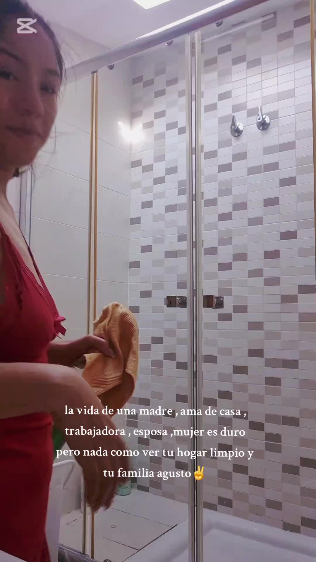 @★⋆ 🎀 𝒞𝒾𝓃𝓉𝒽𝓎𝒶 🎀 ⋆★