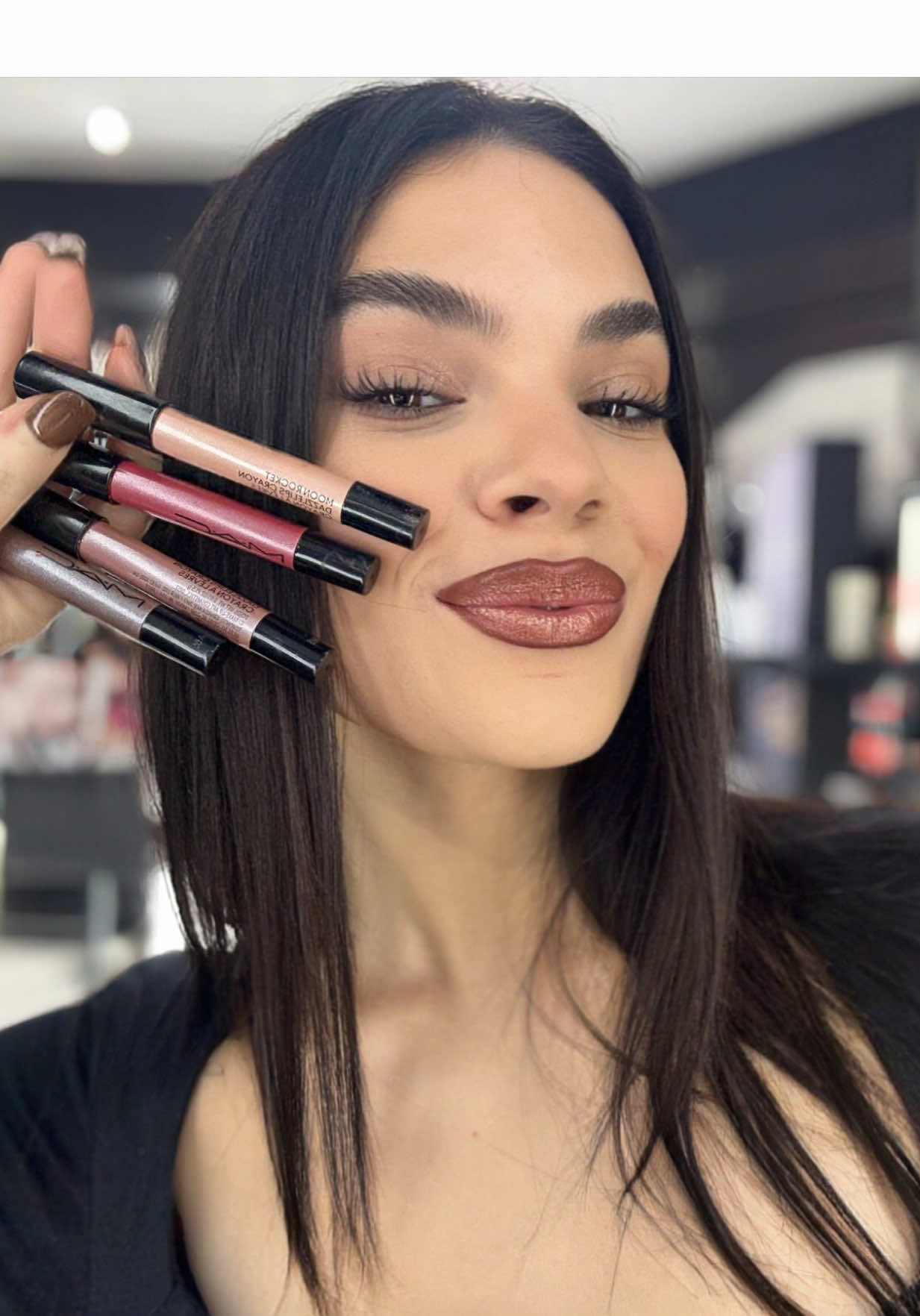@adrianaiacoboni.mua