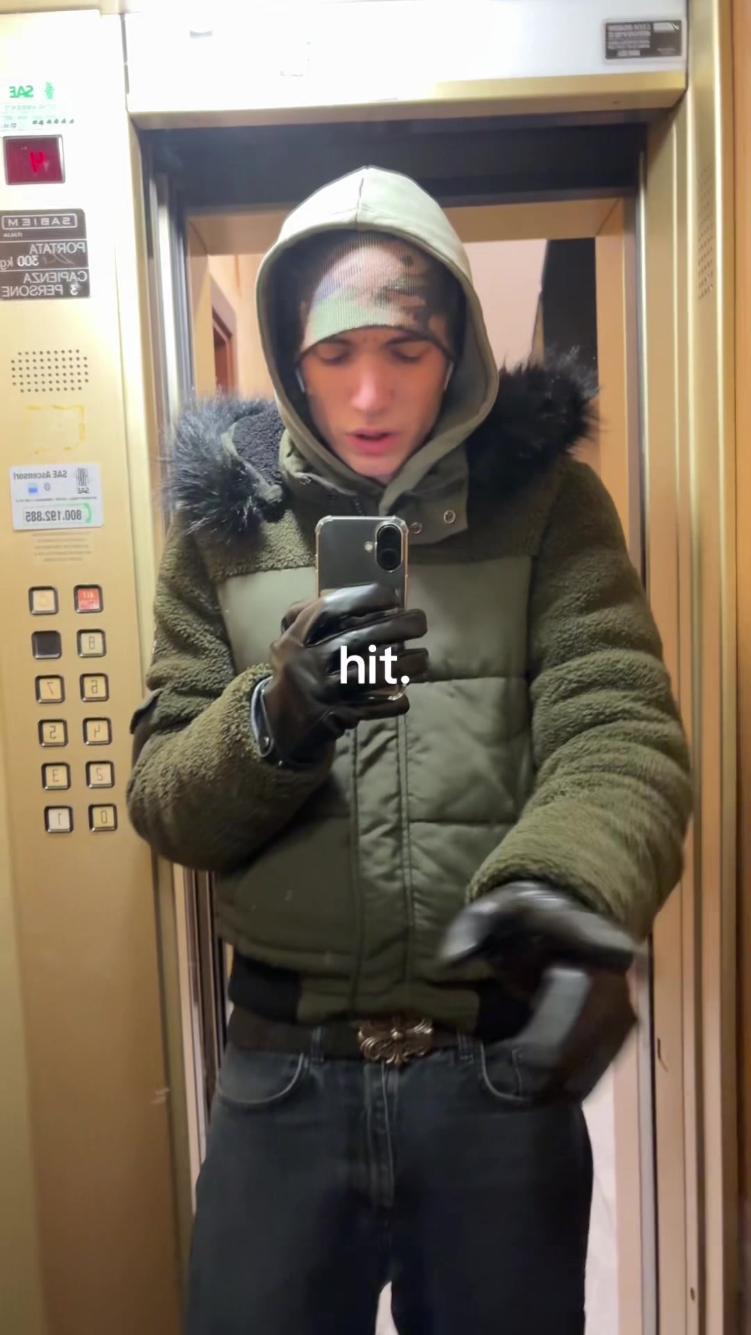 @Reskyu
