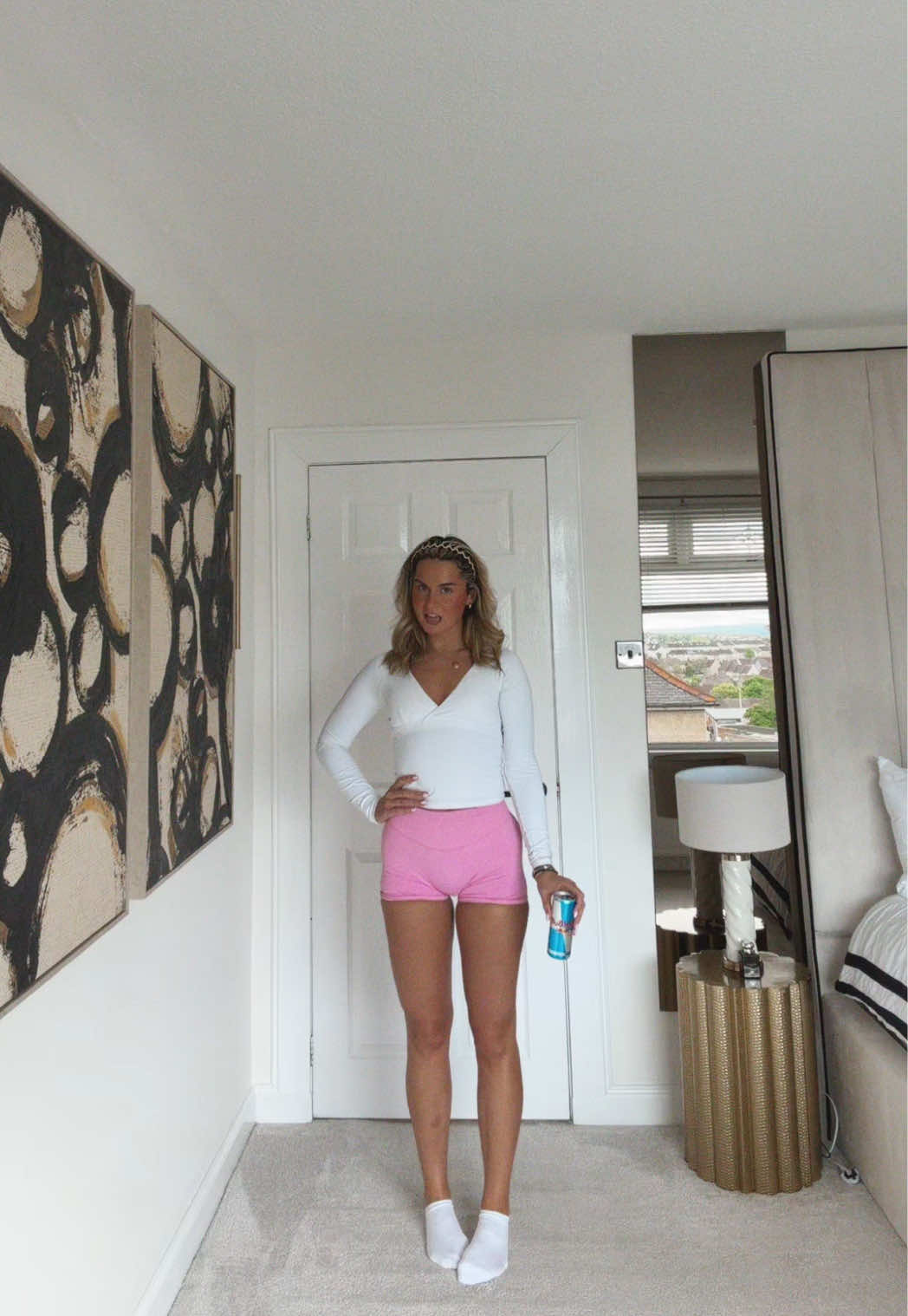 @chloehiiggins_