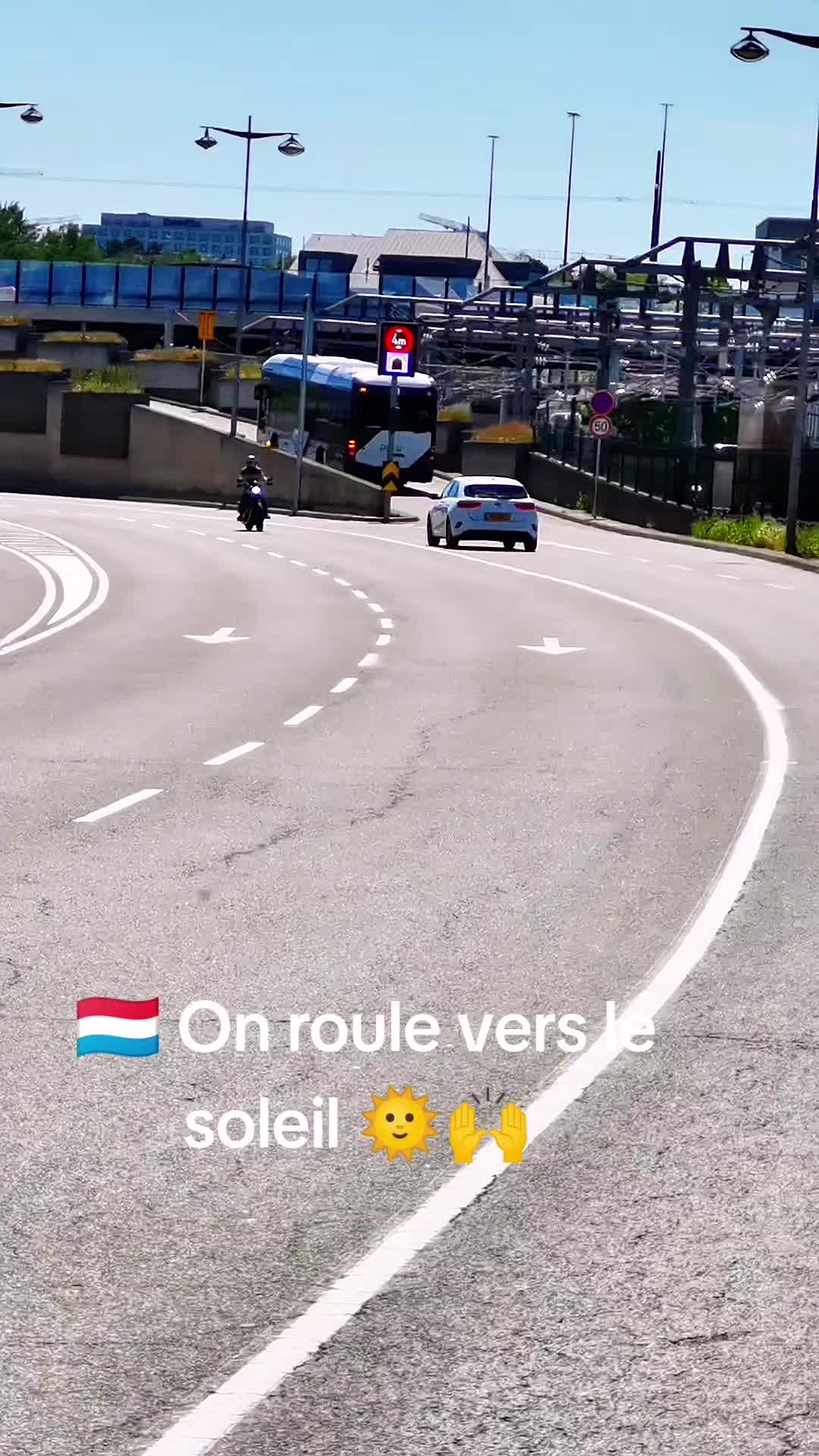 @Gra🙃ça🇱🇺