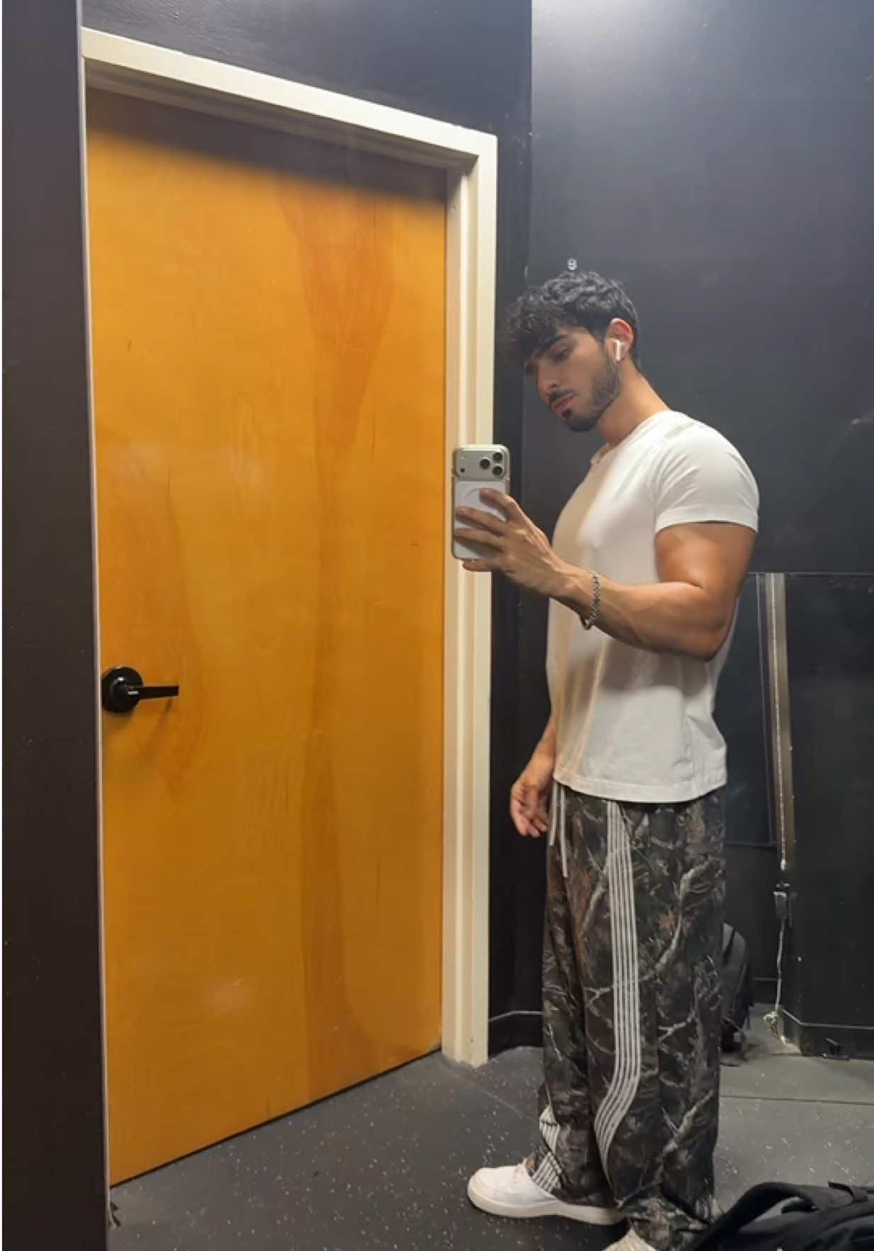 @ulaspostss 🐺