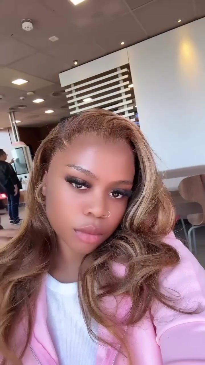 @djanylarose