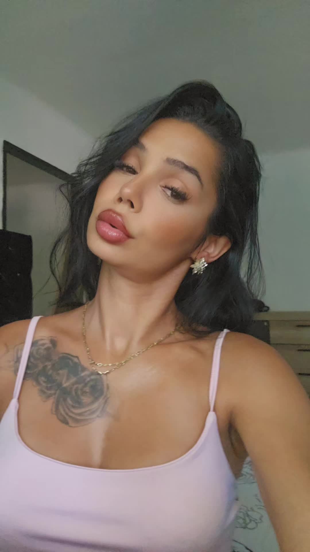 @nikoleta