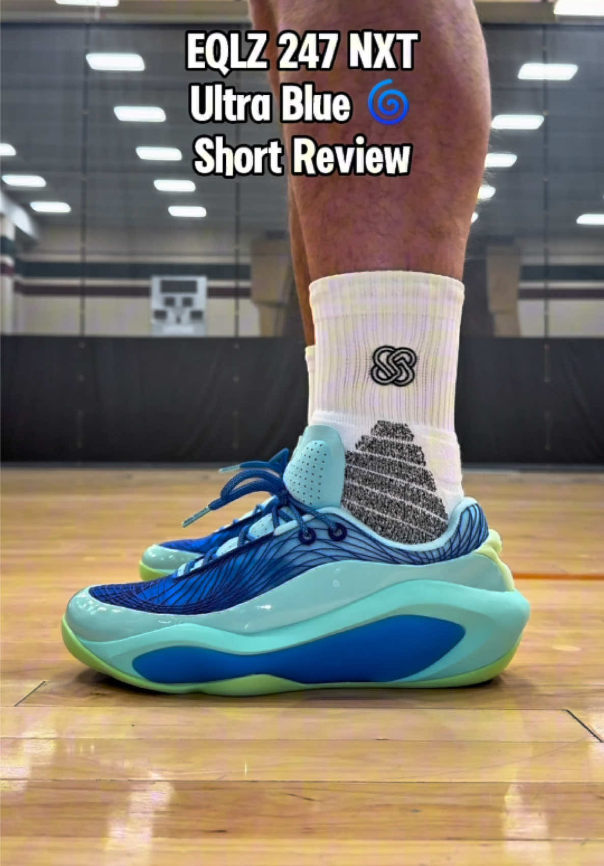 @SneakrTweakr&trade;