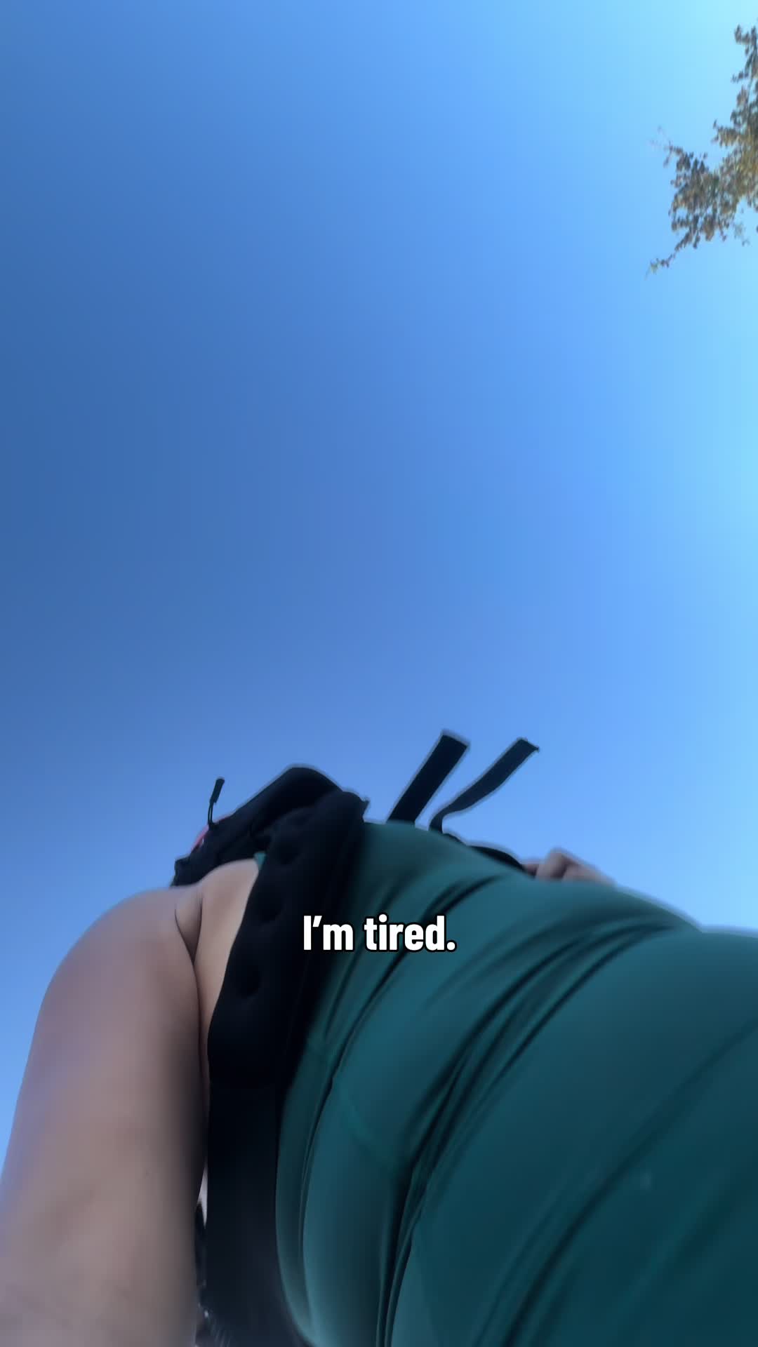 @L E S L Y