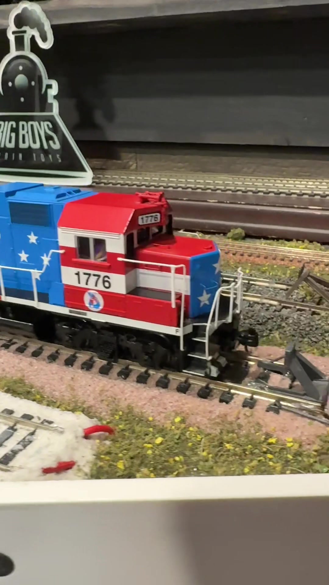 @BigBoysTrainToys