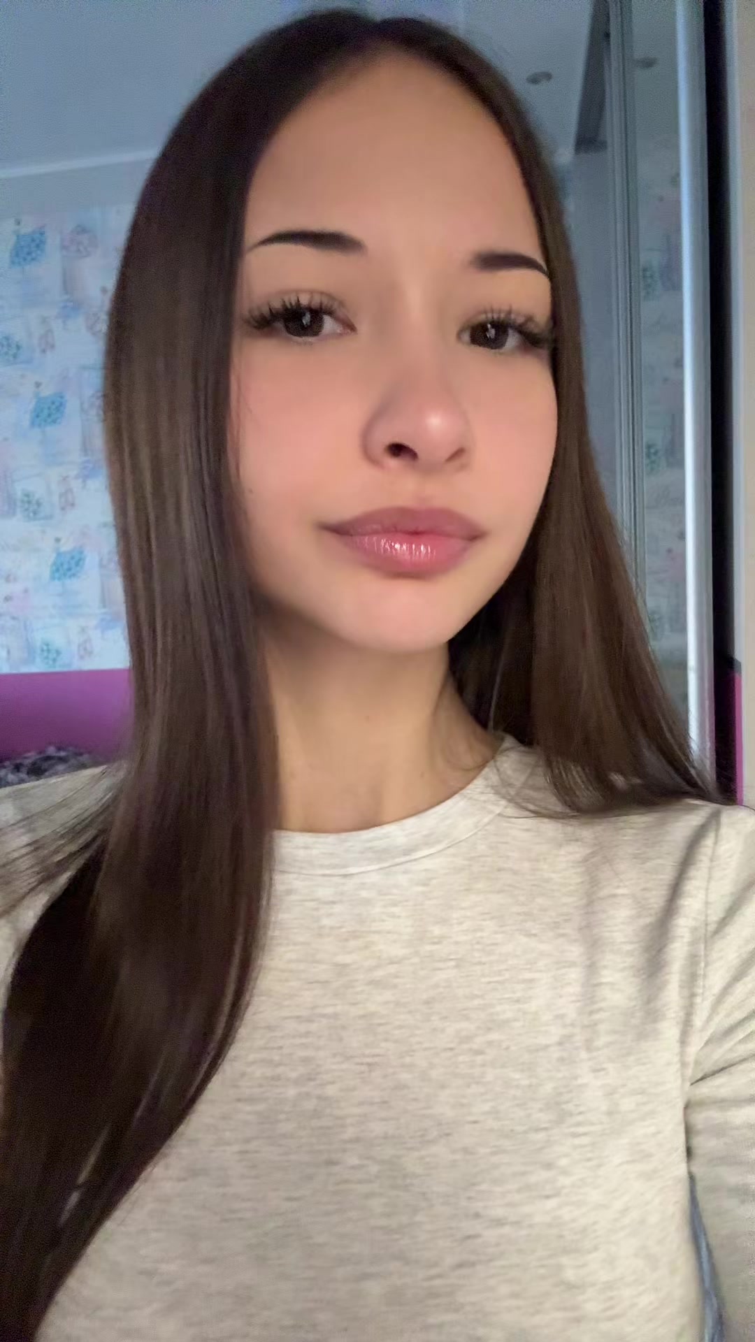 @𝓇𝒾𝓈𝓈𝒽𝒶🤎