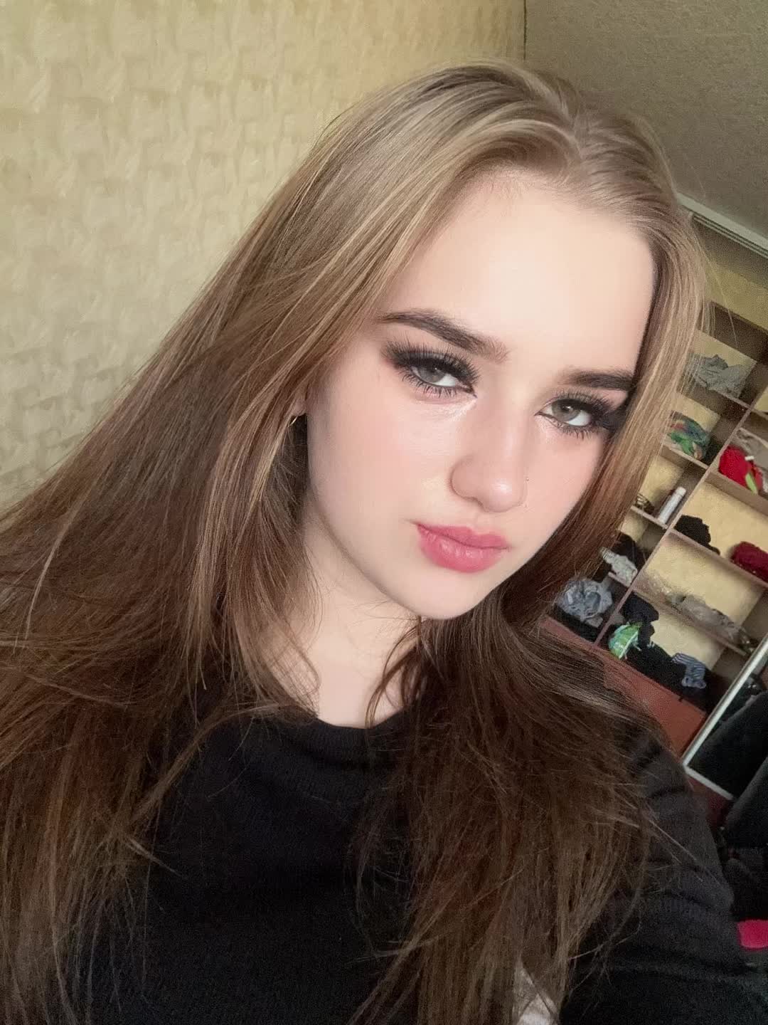 @вика