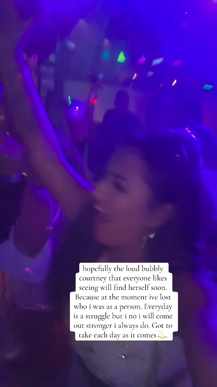 @courtneywhitexx