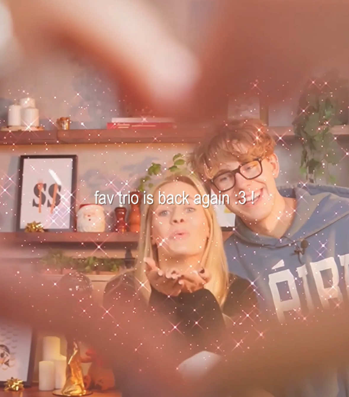 @<3