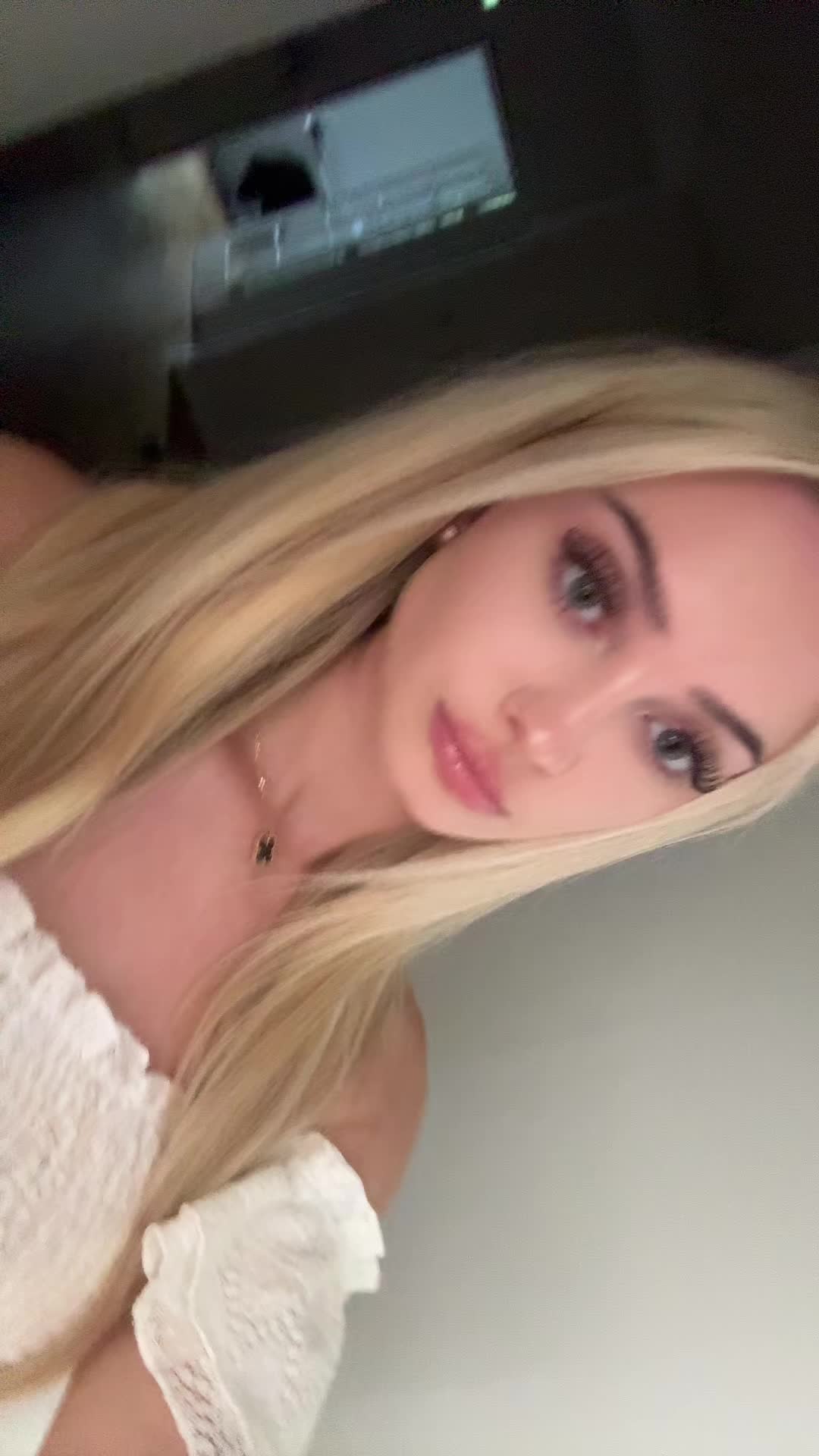 @v