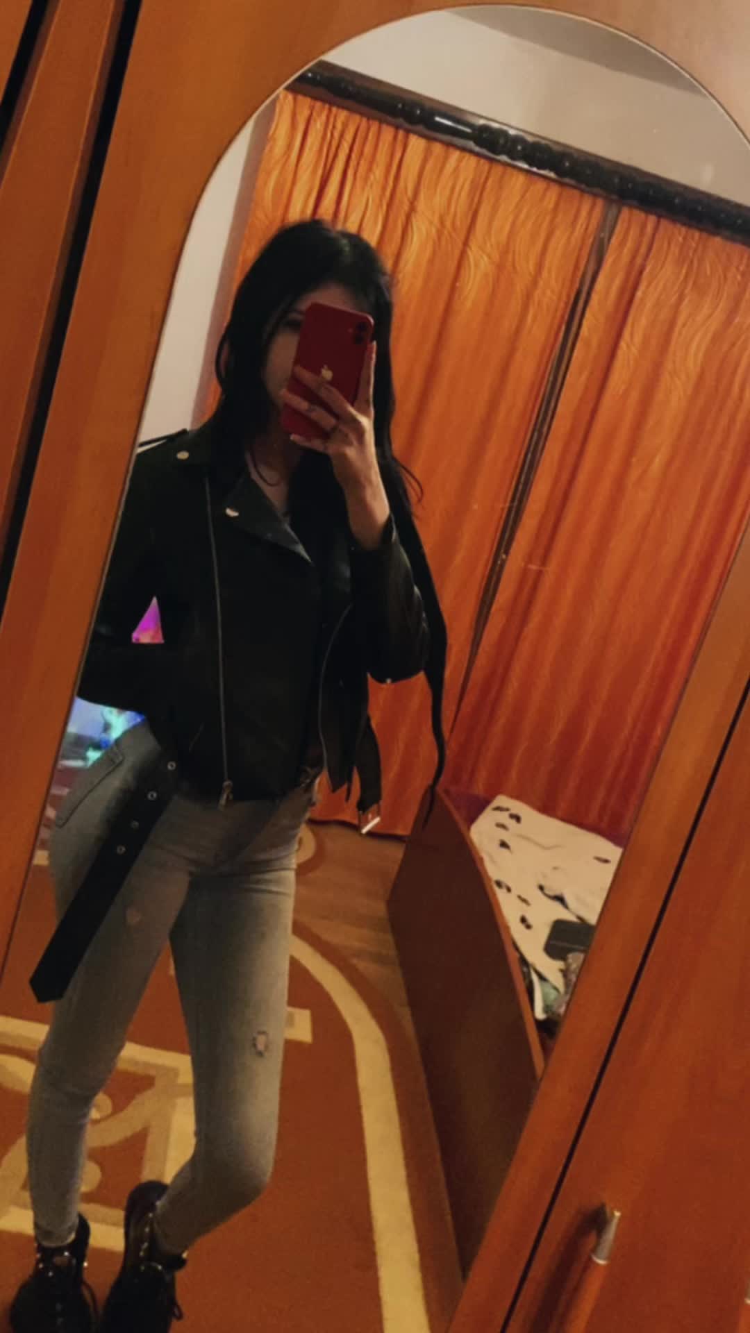 @Ana_Maria