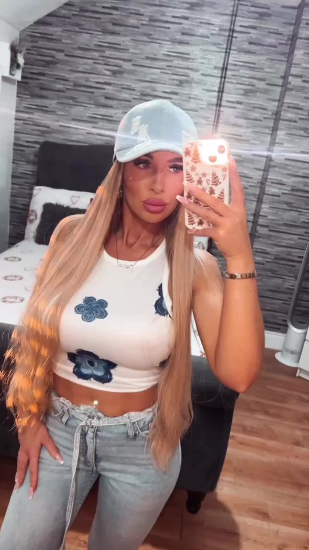 @Jessica ✨🪬