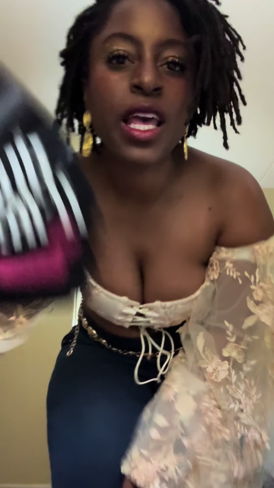 @misspassionfruitmartini