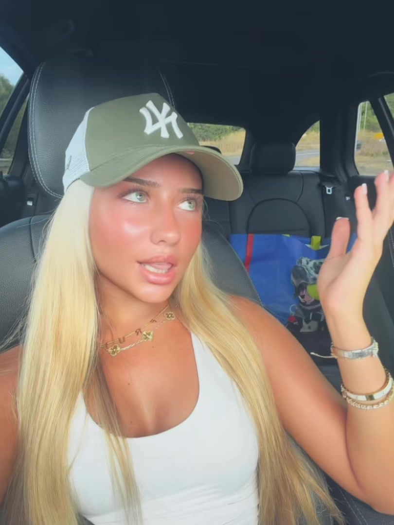 @𝐅𝐫𝐚𝐧𝐤𝐢𝐞 𝐞𝐥𝐥𝐚
