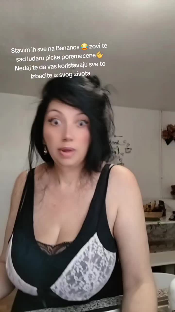 @Jasna🌺majka👑 pozitivan🦁❤😘?