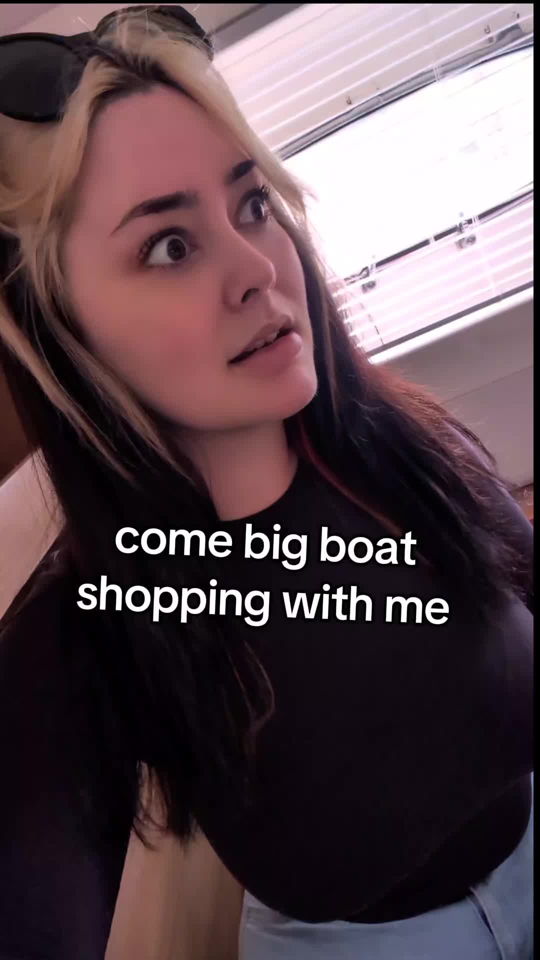 @Mamaplugs 👻