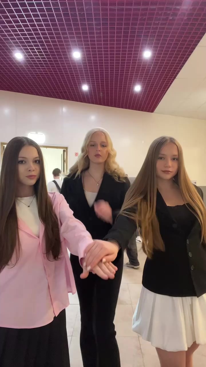 @лорети я