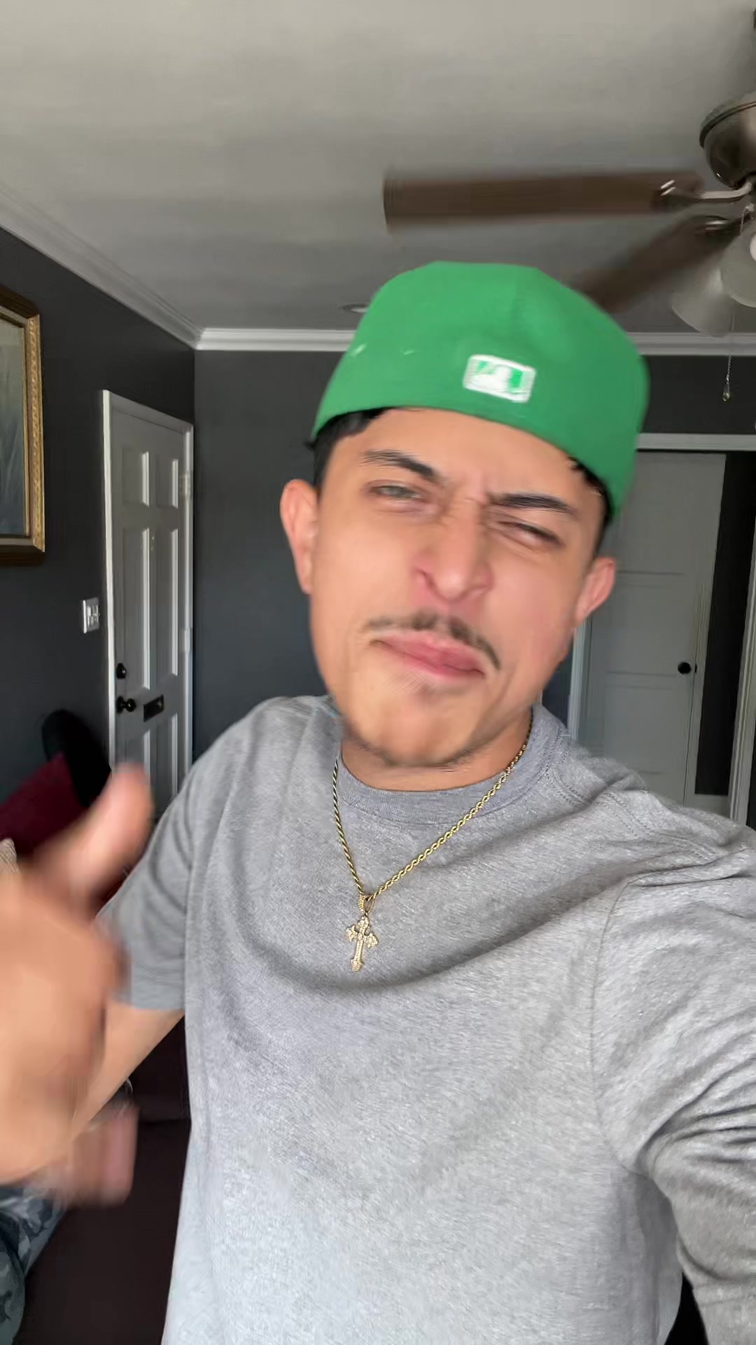 @Luis
