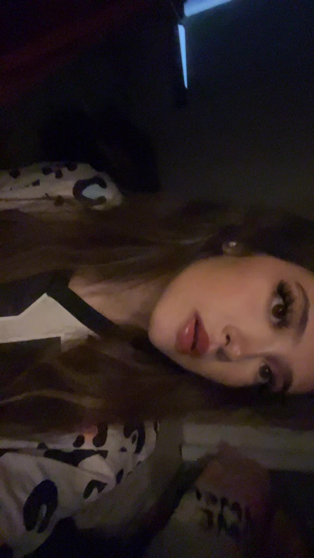 @elena