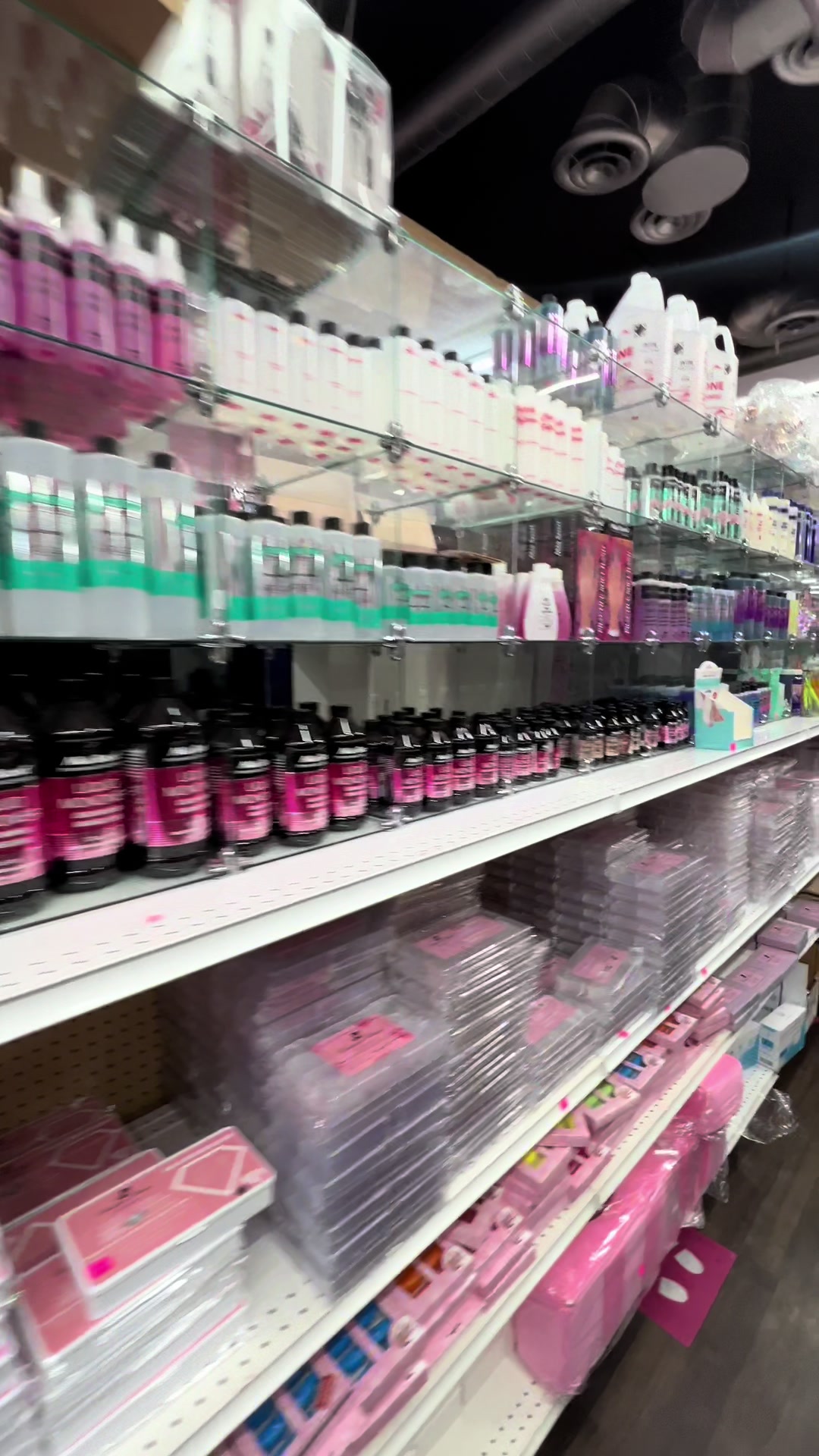 @Unique Glam Cosmetics