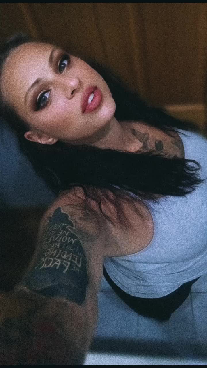 @Court🖤🩶🤍