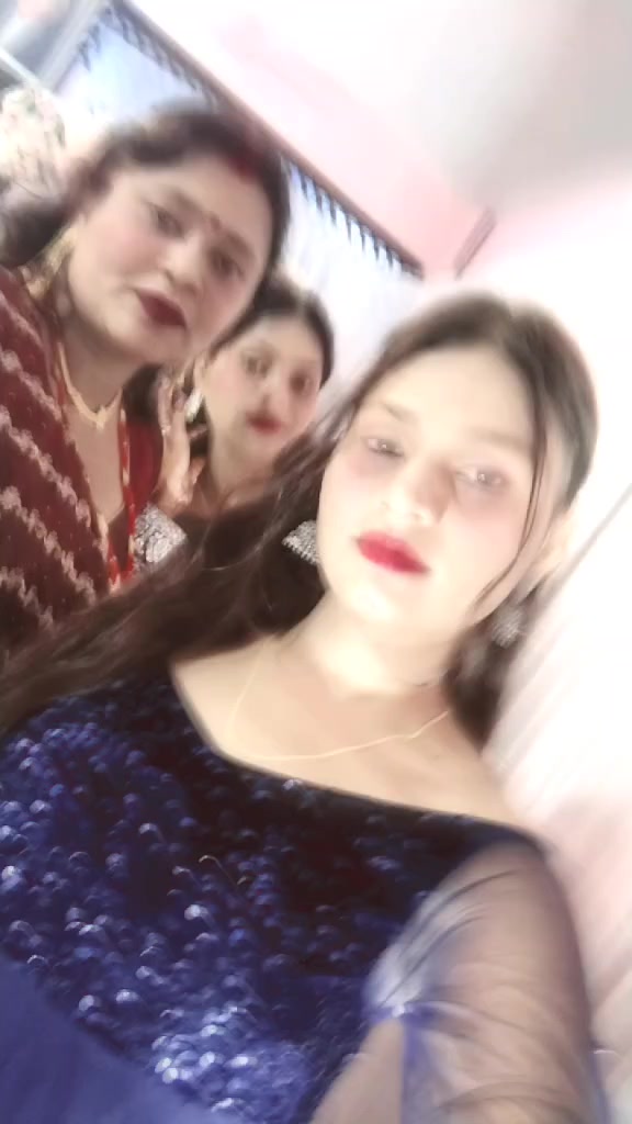 @Nishaaaaaaaa