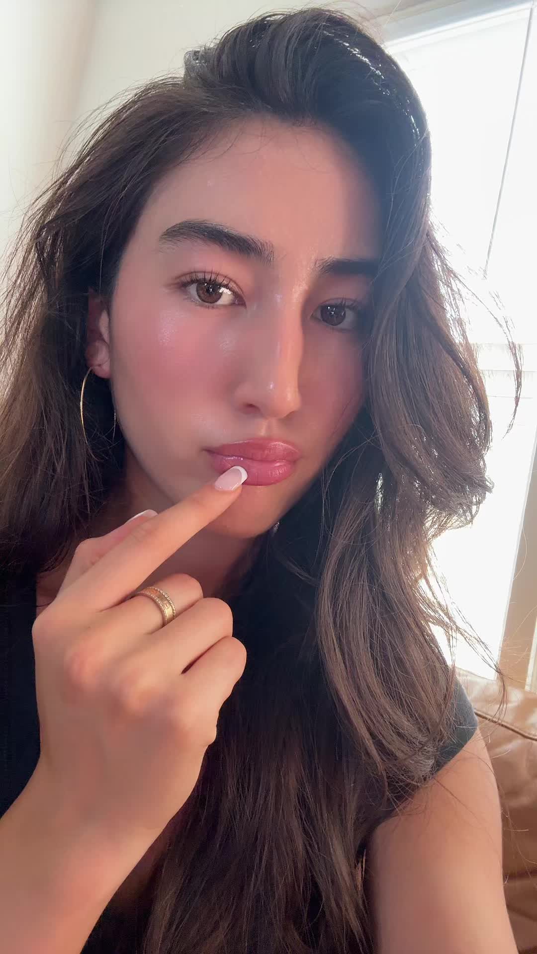 @rhiyena