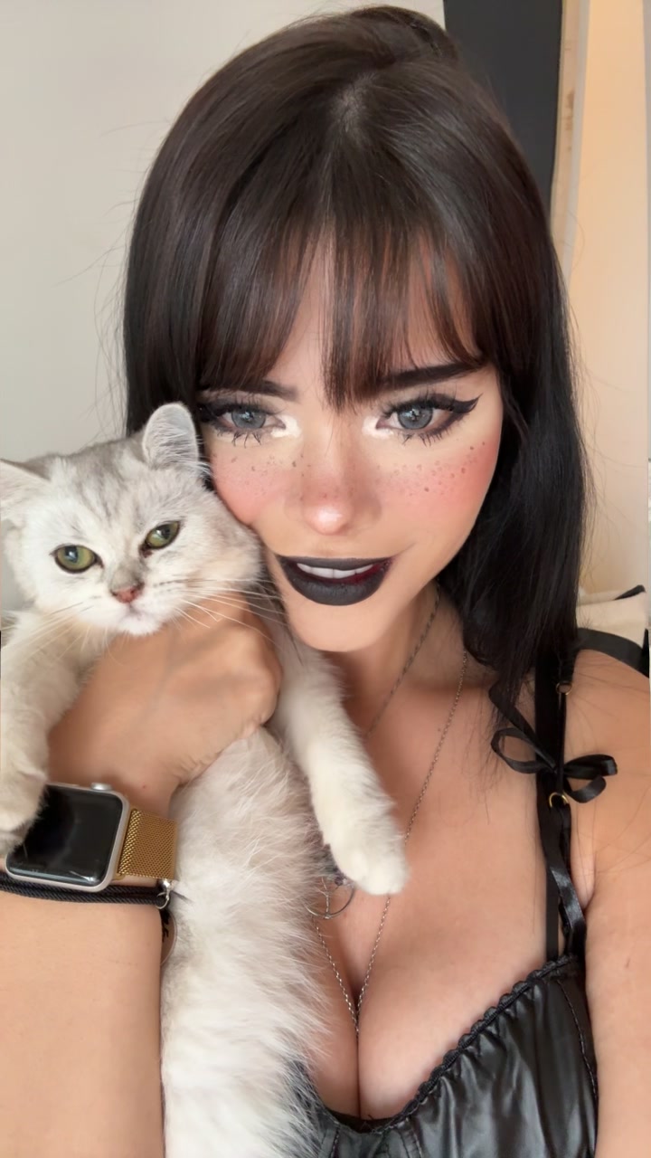 @Chxrryxblossom
