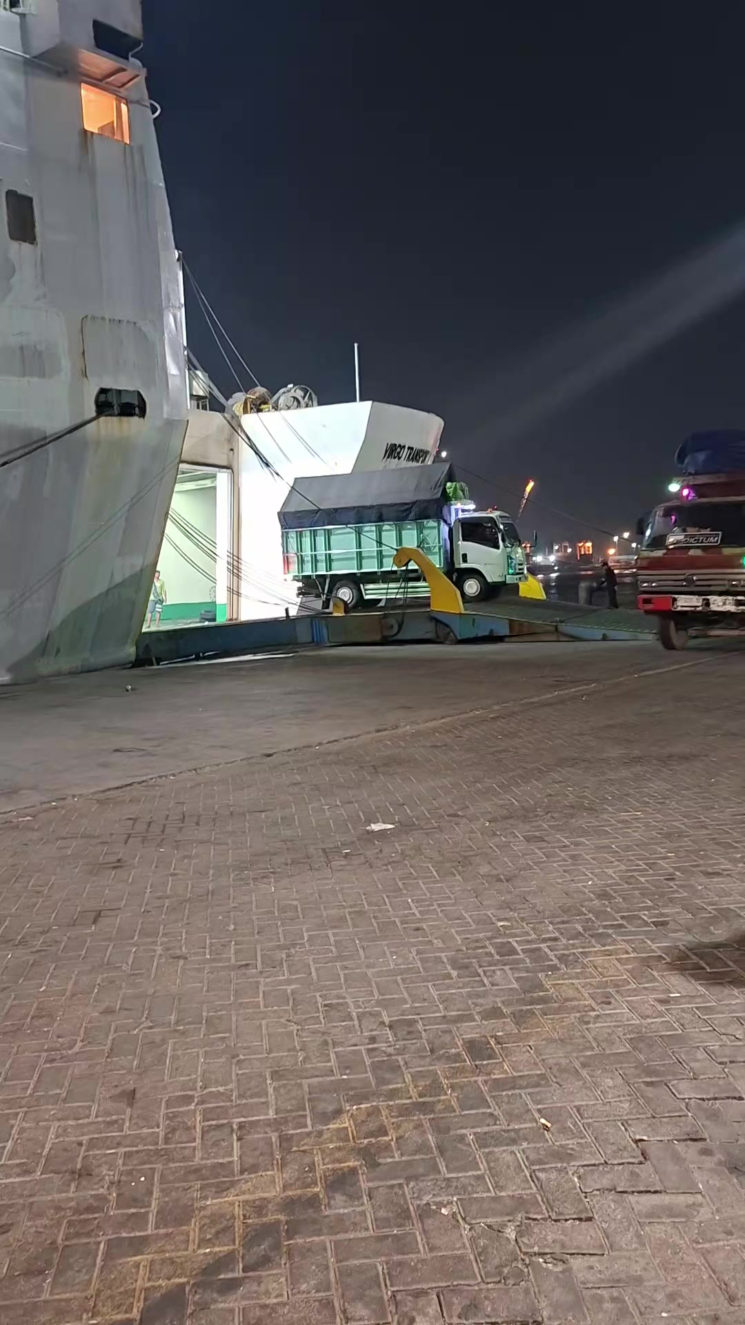 @Bhayuu Nitinegoro