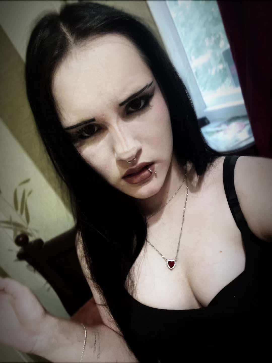 @✞