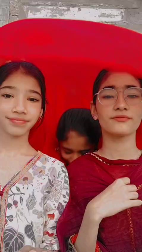 @Four Sister's 🥰💕😍