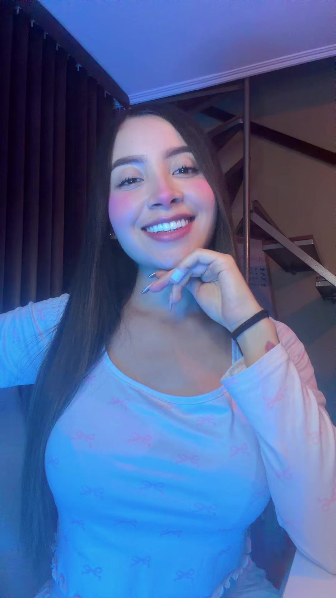 @valecadena23