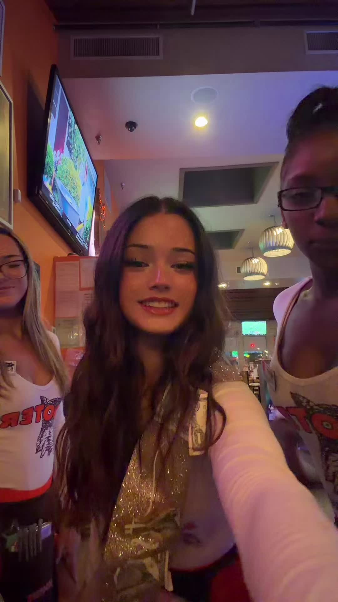 @malia