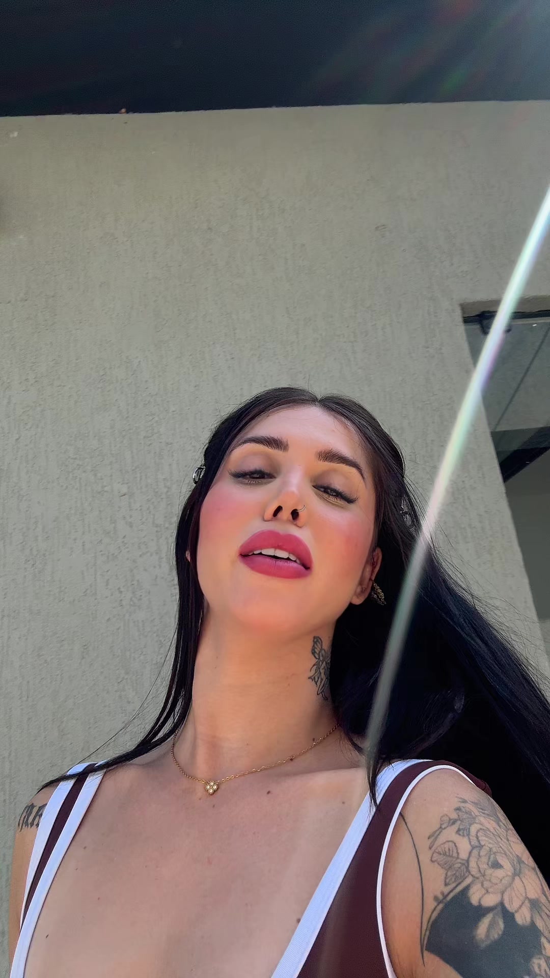 @andressaviee