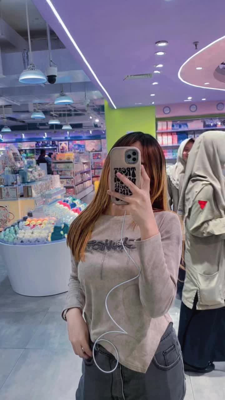 @vyylovv𐙚.