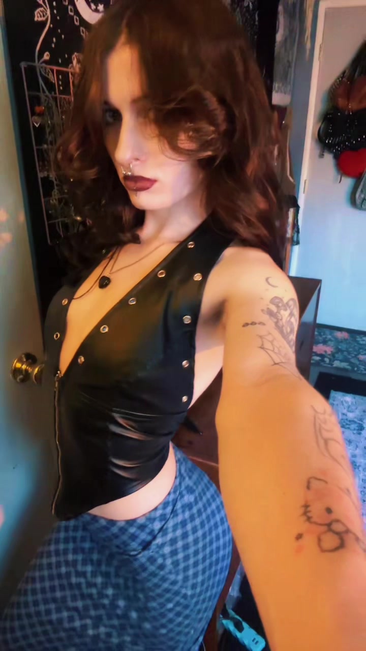 @matrixmaggot