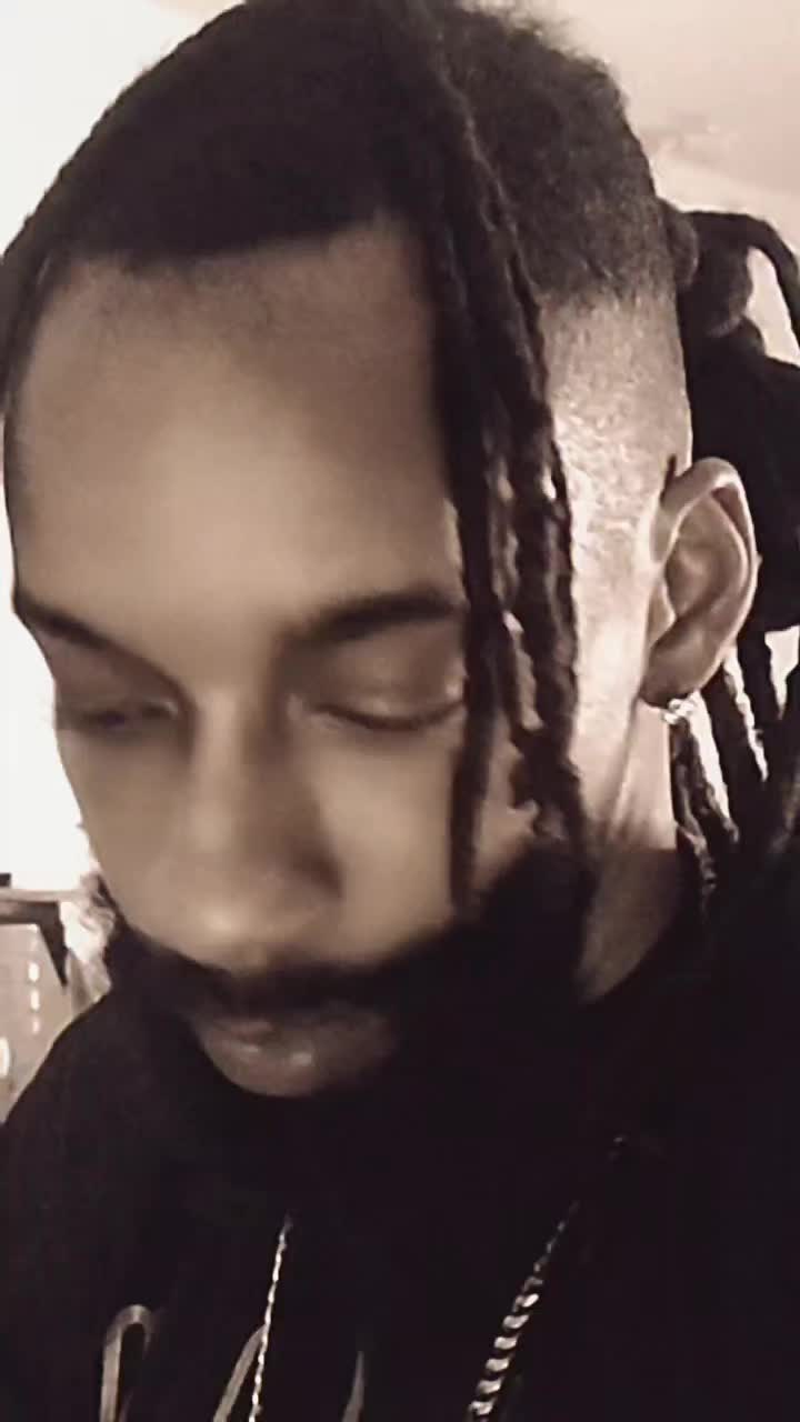 @i m d a n i e l b ت e v a n ss