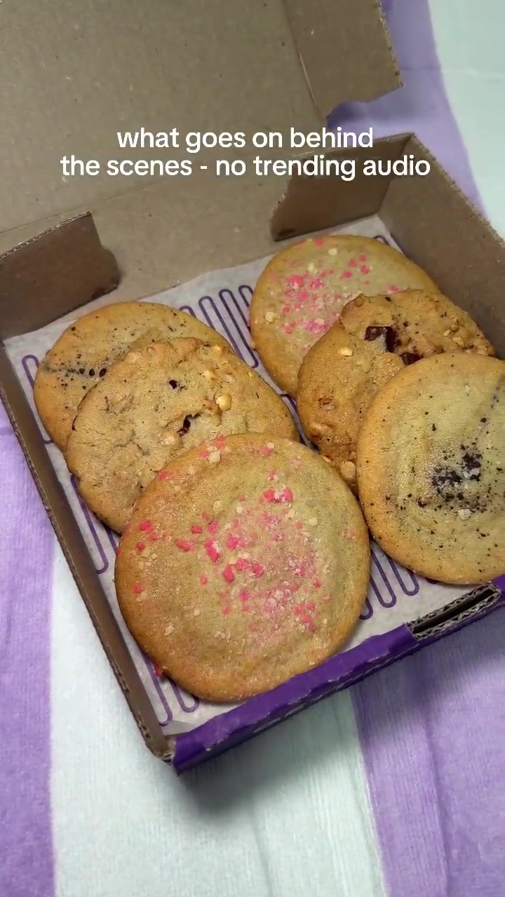 @insomniacookies
