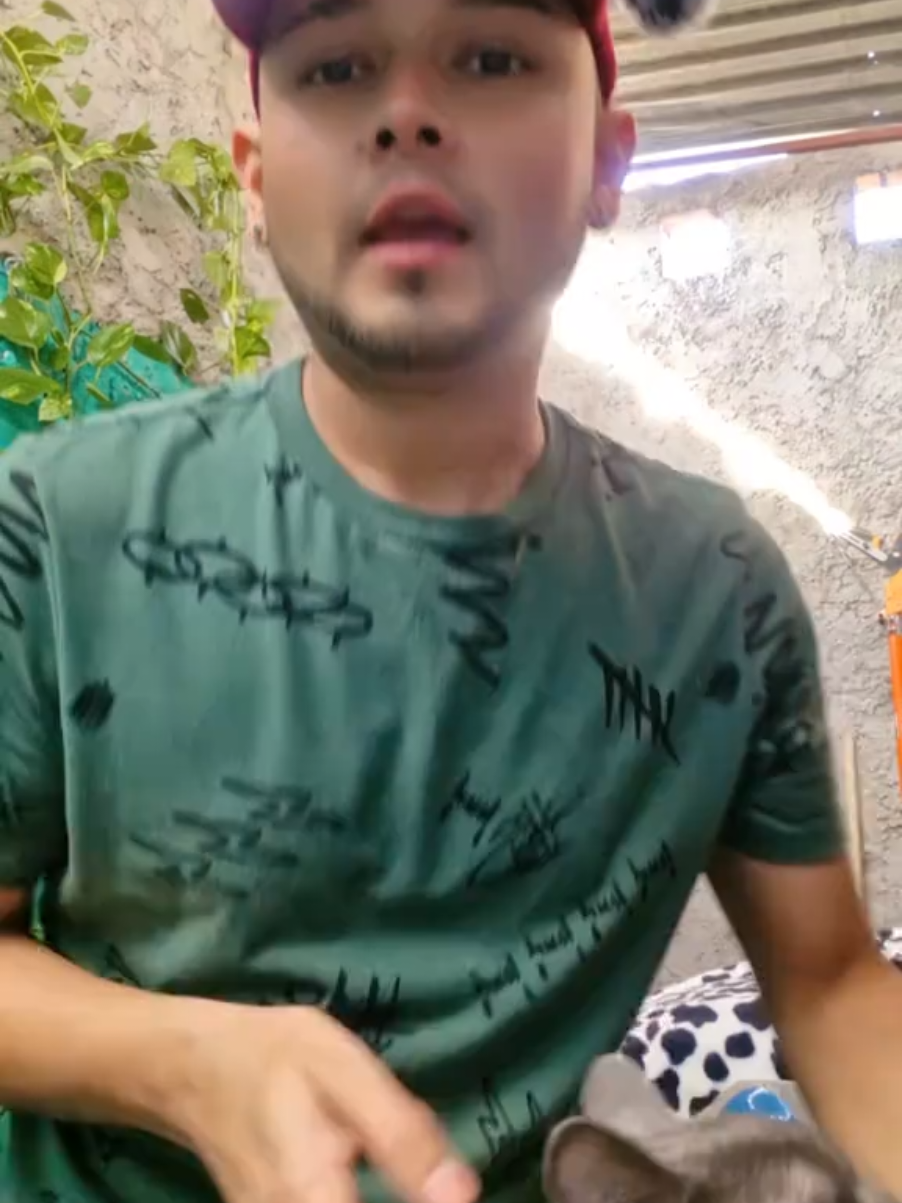 @aleexmarrufo