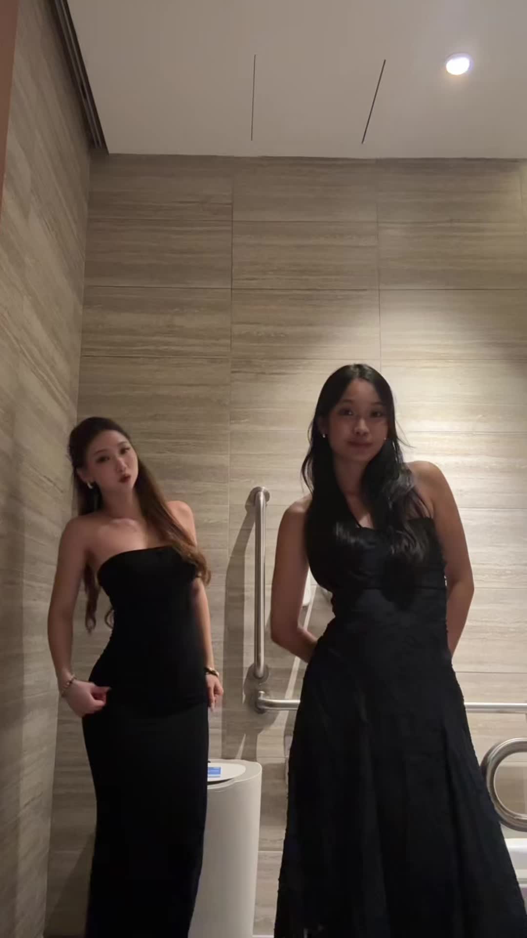 @isabella