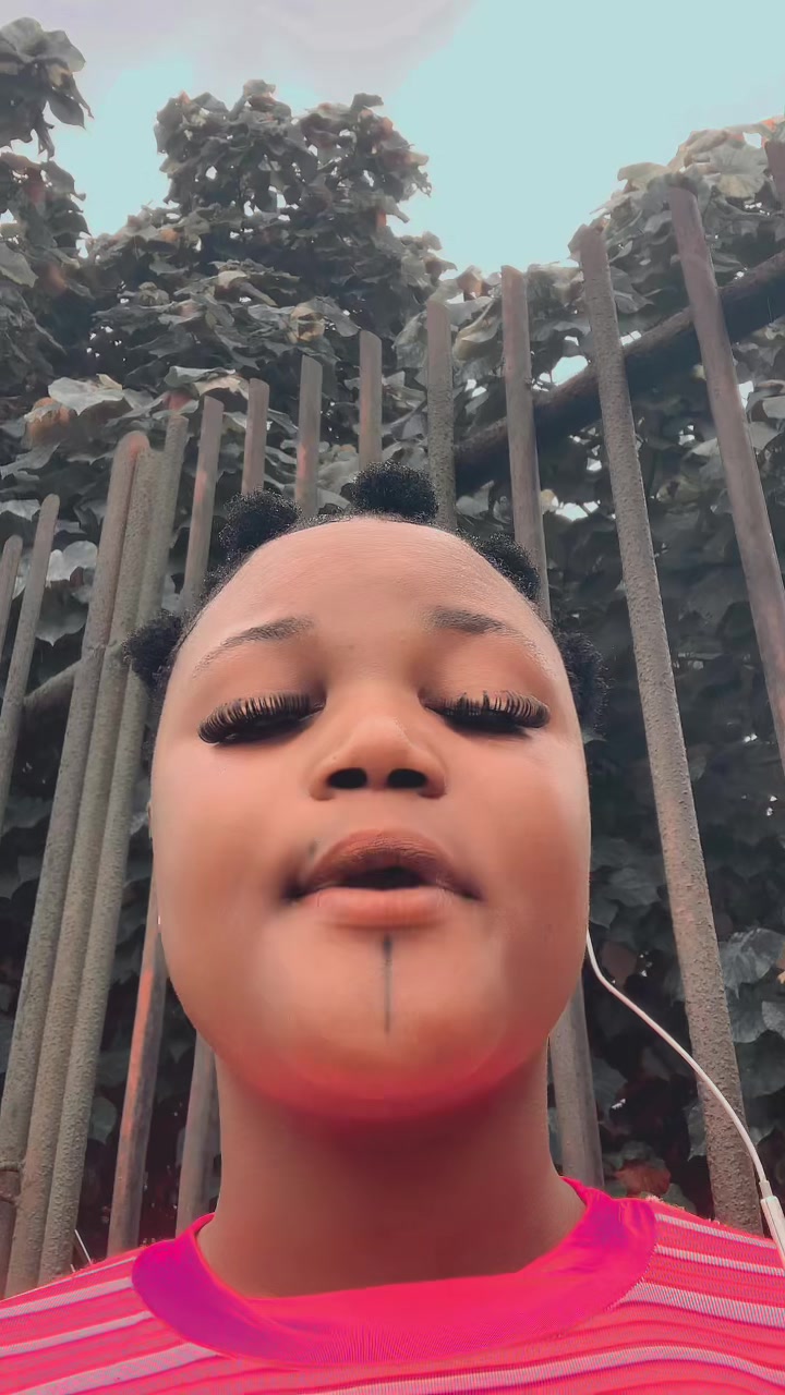 @Anikeade💕💕🥹