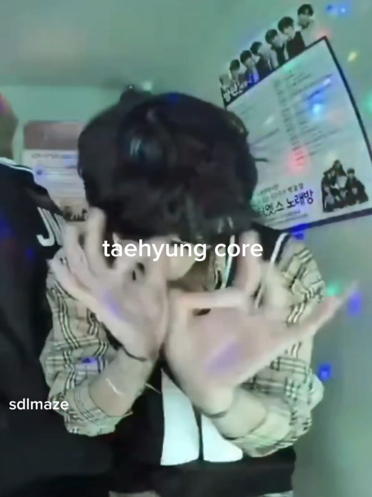 @vivi ⁷٠࣪⭑