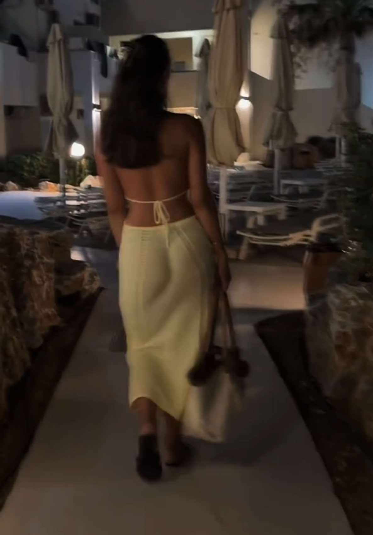 @𝒮