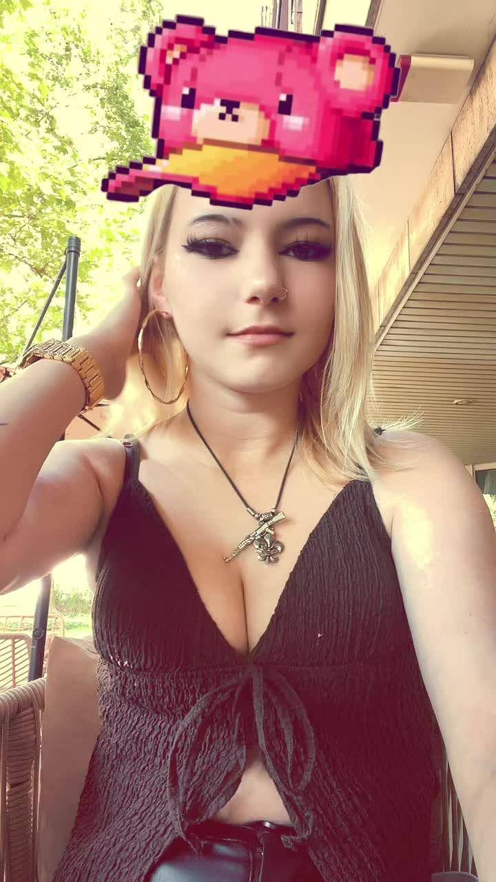@𝒯𝒾𝓃𝒶🇧🇦🇦🇱