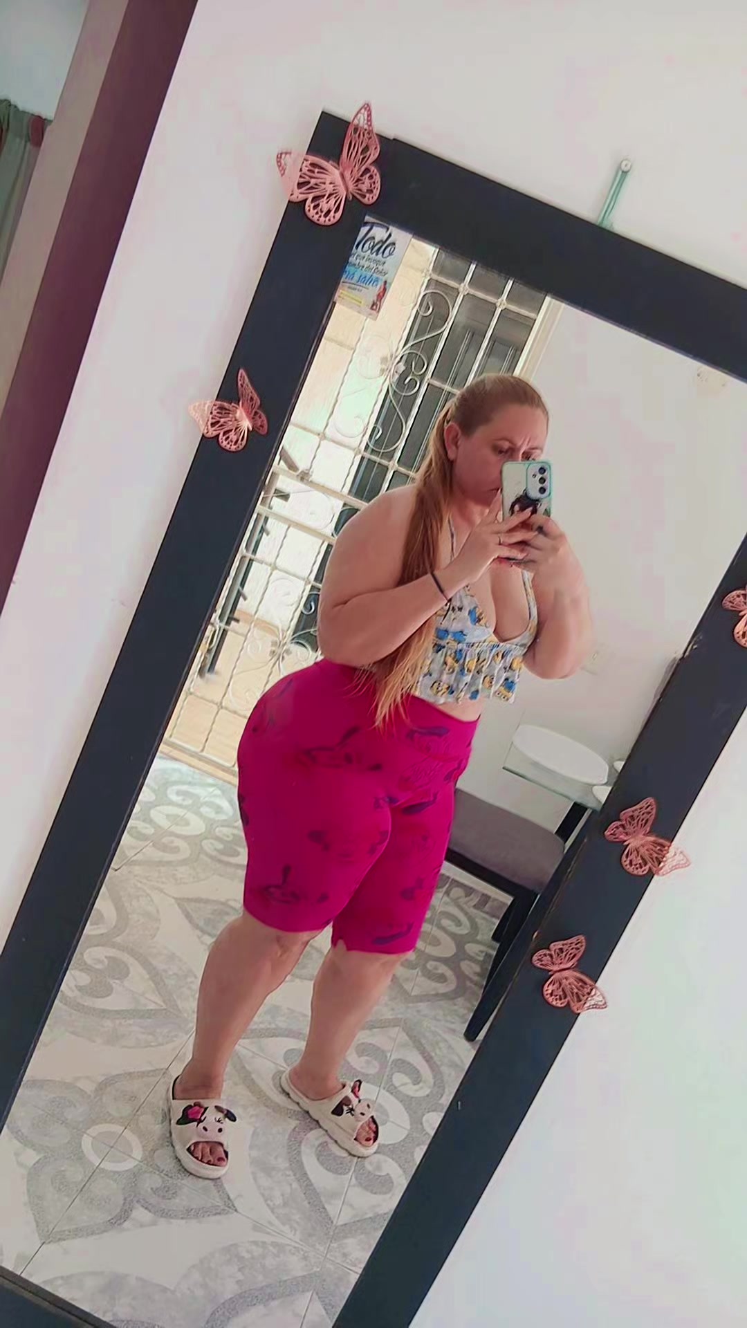 @🦋
