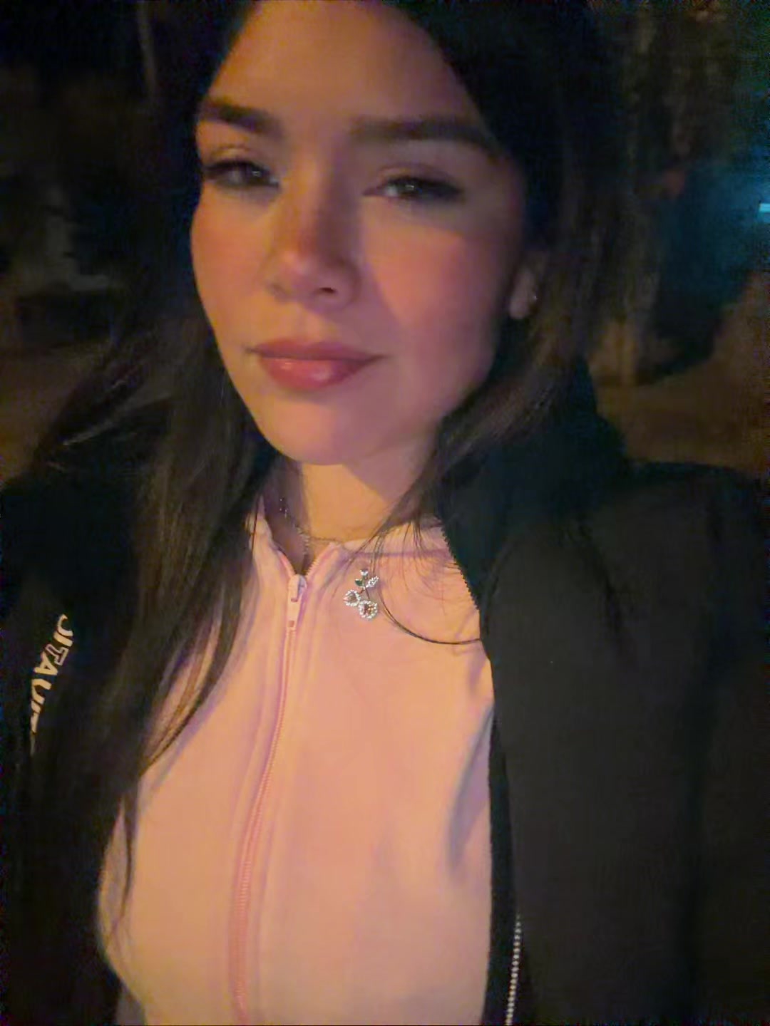 @𝓥𝓪𝓪𝓵💸💋